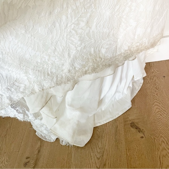 Melissa Sweet Leaf Pattern Lace A-Line Wedding Dress Size 14 - Picture 16 of 17